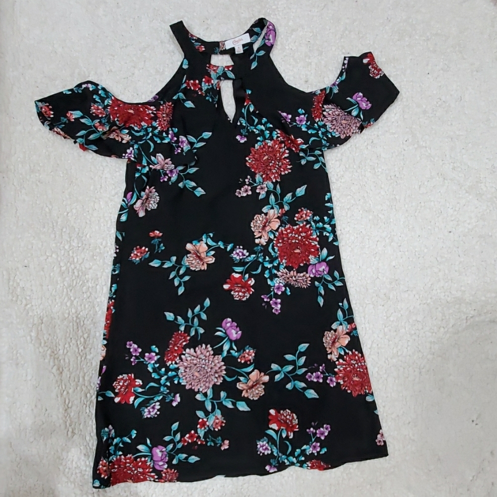 NWOT Cold Shoulder Dress